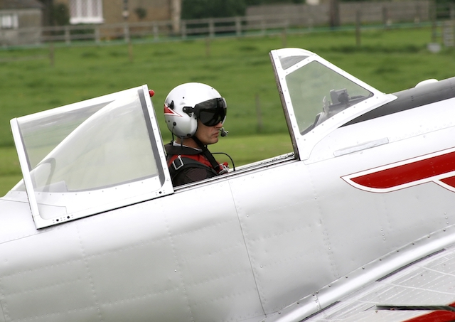Read more about the article From Amazon Jobs To An Airline Pilot